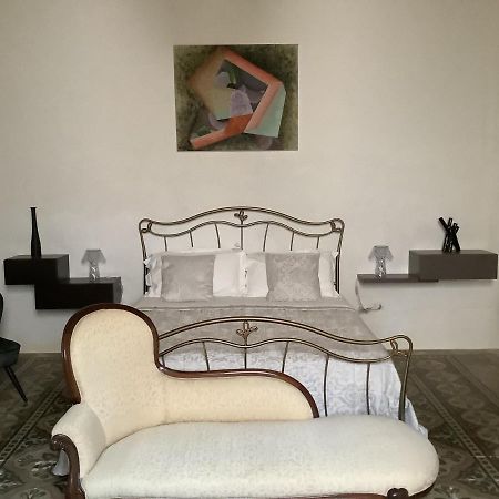 Palazzo Cariddi Bed & Breakfast นาร์โด ภายนอก รูปภาพ