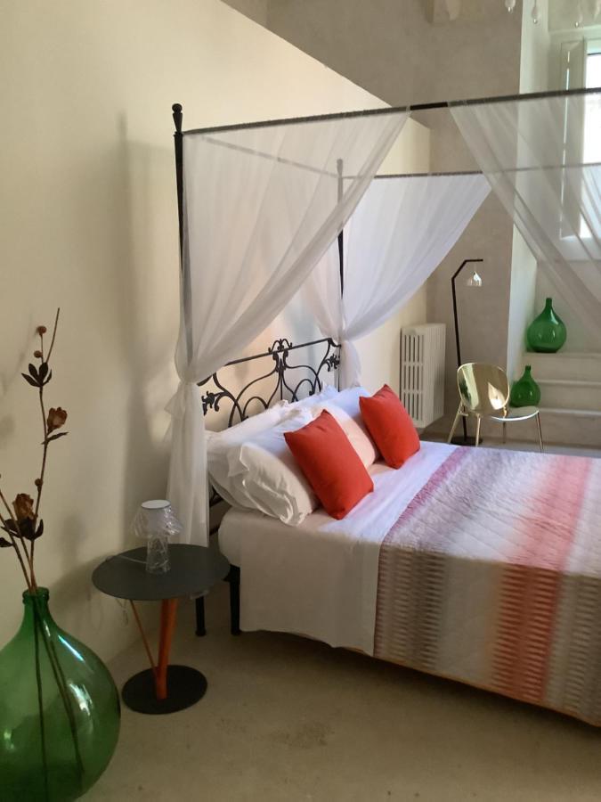 Palazzo Cariddi Bed & Breakfast นาร์โด ภายนอก รูปภาพ